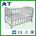 Hospital Manual foldablebaby bed/used for medical care children bed with one function